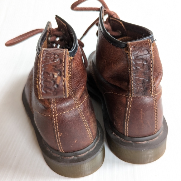 DOC MARTENS women's brown leather lace-up combat boots - Picture 9 of 11